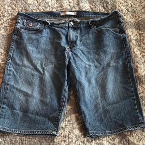 Old Navy Jean Bermuda Shorts size 18